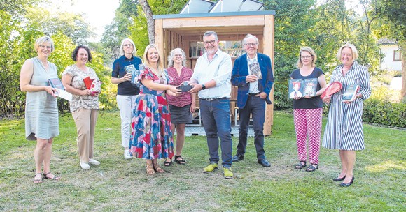 Das Organisationteam des Literaturpflasters freut sich auf die Programmpunkte zum Gastland Spanien. (SZ-Foto: Christian Völkel)