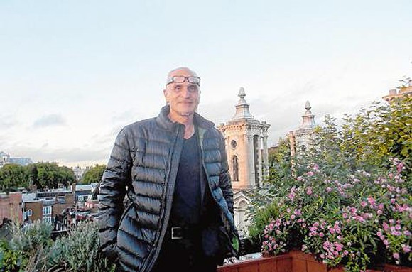 José F.A. Oliver ist neuer Präsident der Schriftsteller-Vereinigung Pen - und gastiert am Dienstag, 18. Oktober, in Bad Berleburg. (Foto: Archiv)