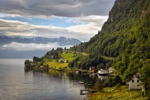 Hartmut Schneider: Hardangerfjord