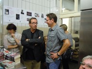 Lesung: ‚Am Anfang ein Garten‘ von Markus Nummi; Moderator Stefan Moster mit Andreas Wahl (Café Wahl); Foto: Rikarde Riedesel