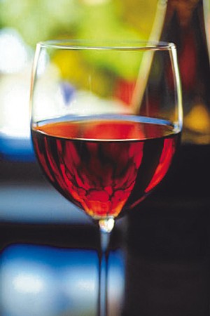 Wine glass (Photo: Friedhelm Conrad)