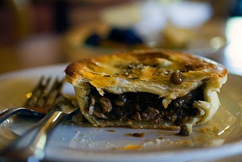 Pie of lamb (Wikipedia-Photo: Ruth Ellison)