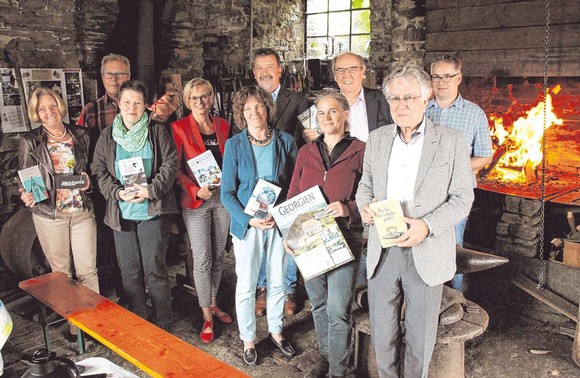 Zum 25. Literaturpflaster soll in diesem Jahr nicht das Vierteljahrhundert gefeiert werden, sondern die Organisatoren wollen Inhalte präsentieren: vom 14. September bis 9. November mit Georgien, dem Ehrengast der Frankfurter Buchmesse. (SZ-Foto: Holger Weber)