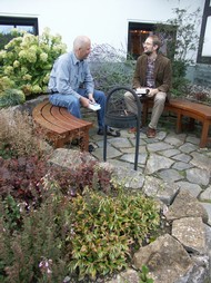 Viktor Arnar Ingólfsson und Óttar M. Norðfjörð im Lesehotel Landhaus Wittgenstein, 19.09.2011 Foto: Volker Gastreich (SZ)